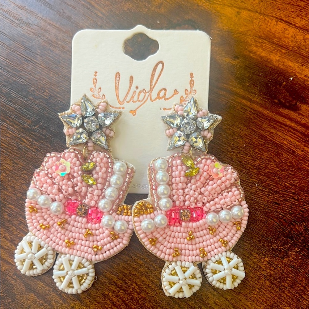 Viola Pink Beaded Carriage Earrings